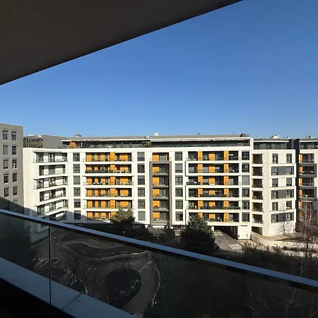 Garden Grand Luxurious Apartment *