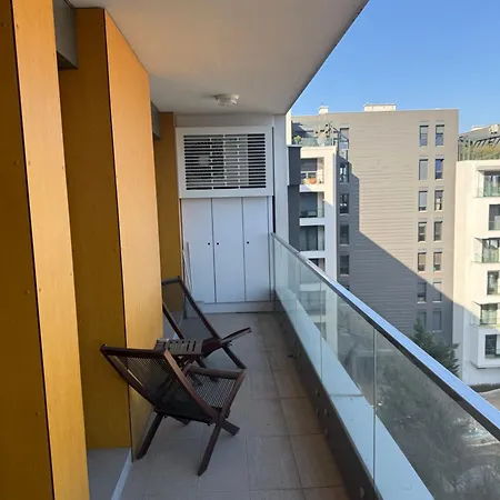 Apartment Garden Grand Luxurious
